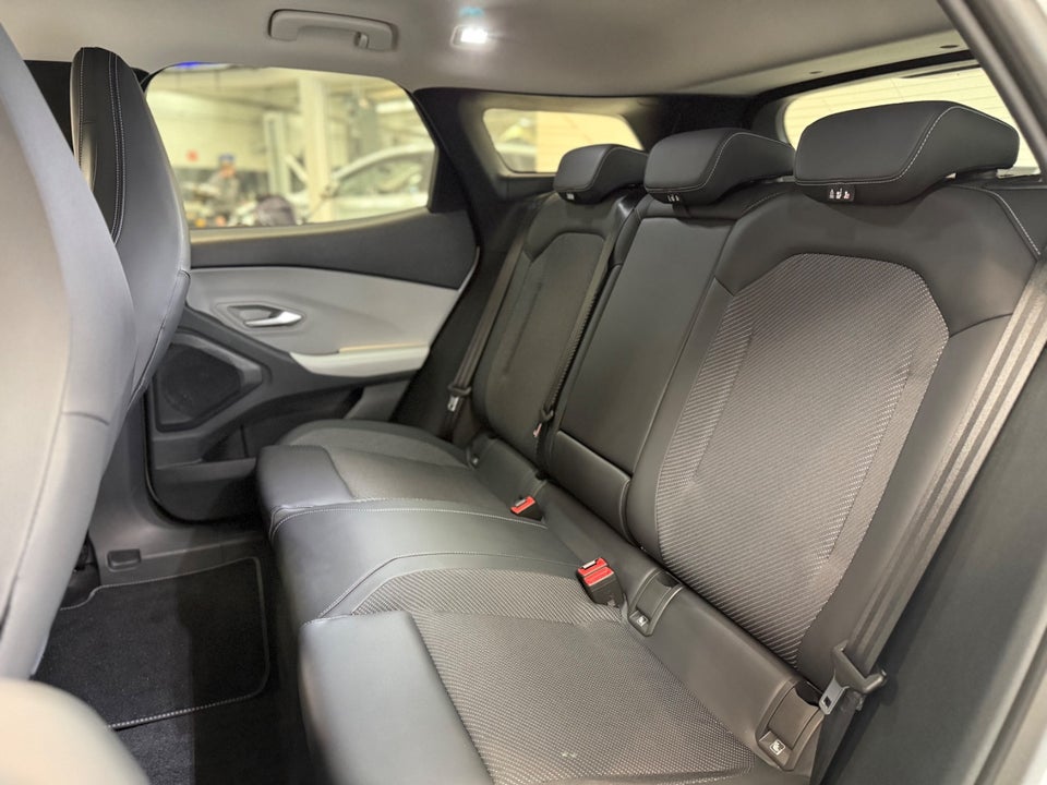 Ford Explorer 82 Select Extended Range 5d