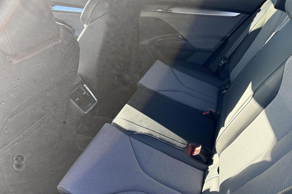 Skoda Enyaq 60 iV Premium 5d