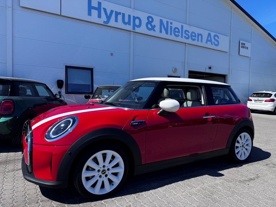 MINI Cooper SE Camden Edition 3d