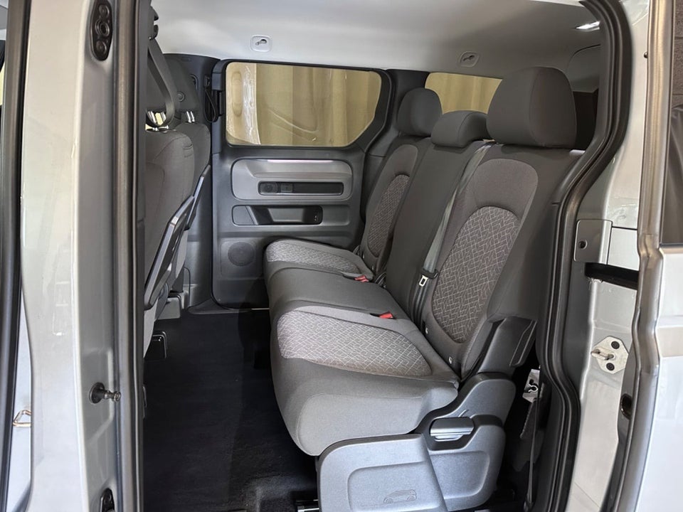 VW ID.Buzz 77 Pro Design SWB 5d