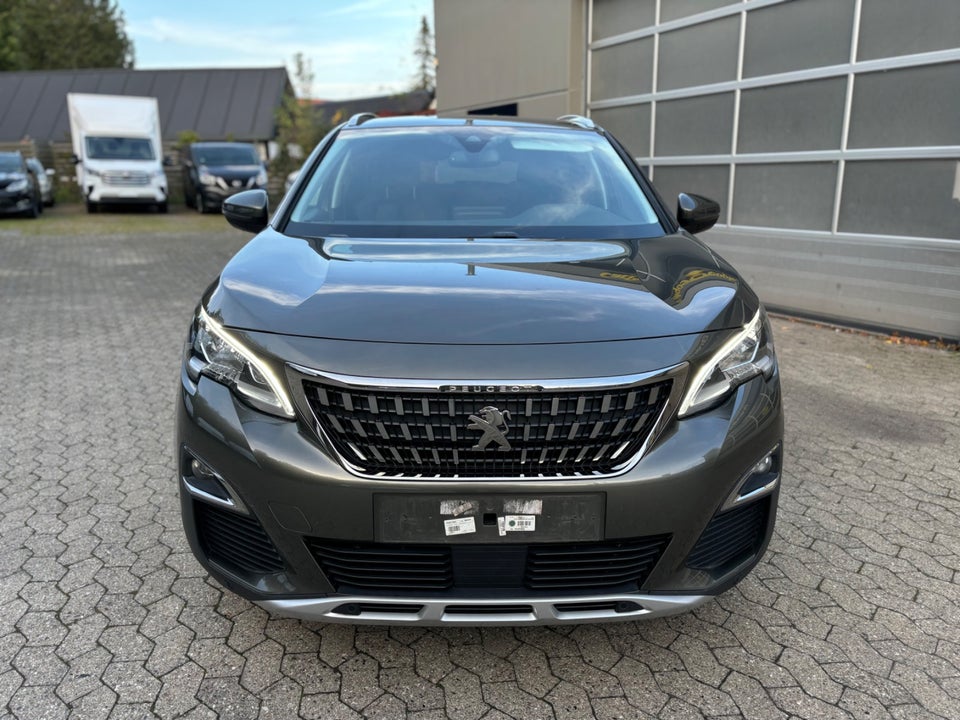 Peugeot 3008 1,2 e-THP 130 Allure 5d