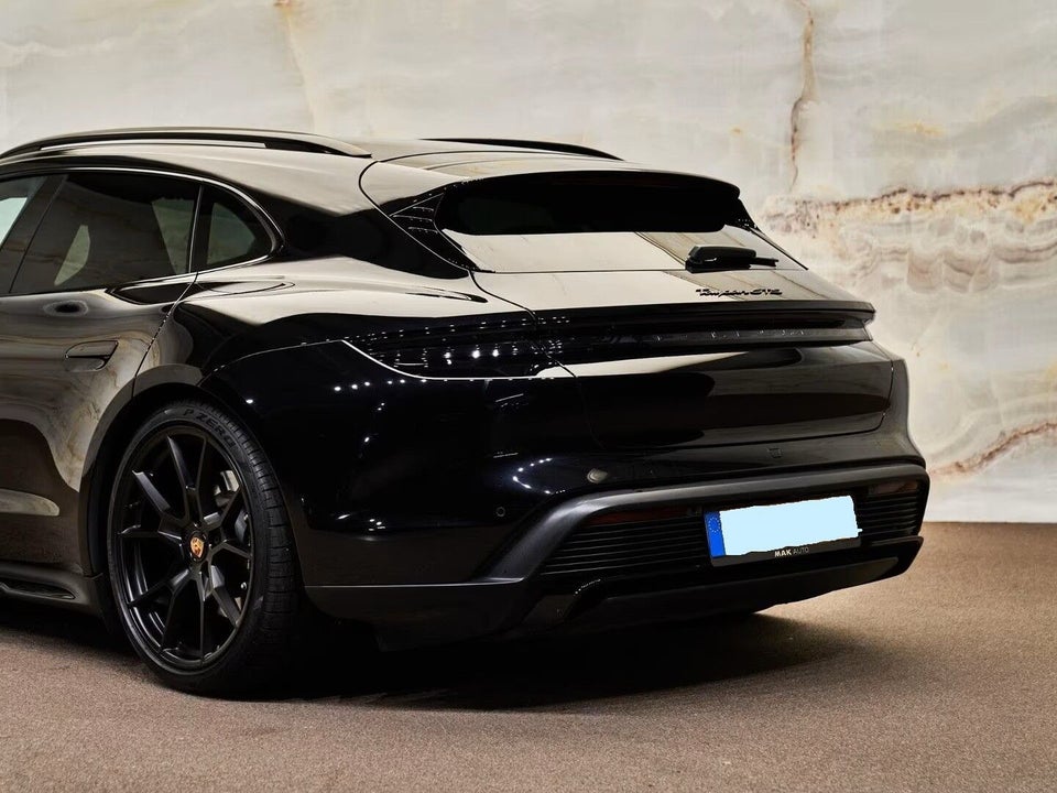 Porsche Taycan GTS Performance+ Sport Turismo 5d