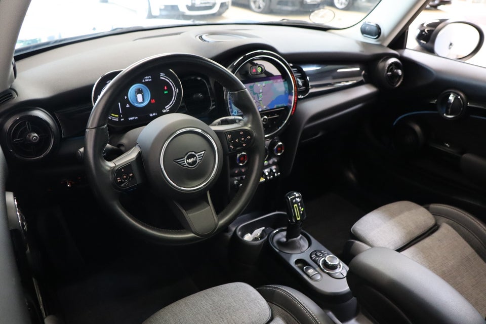MINI Cooper SE Edition Premium Plus 3d