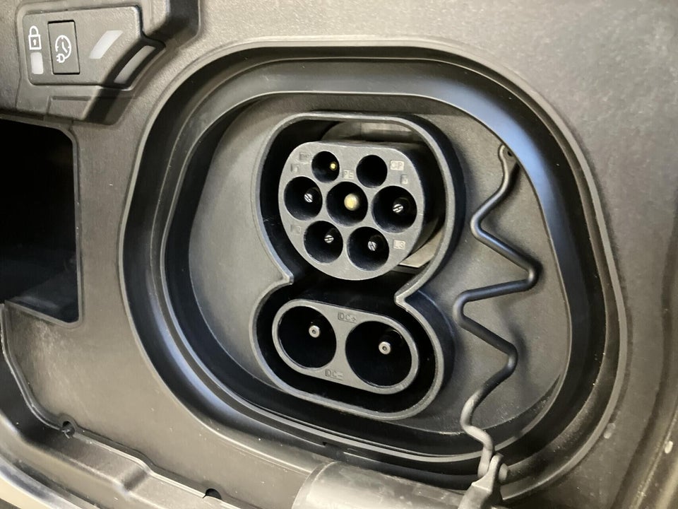 Peugeot e-5008 77 Allure 7prs 5d