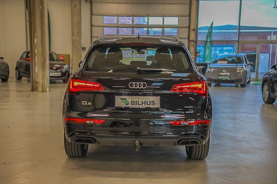 Audi Q5 50 TFSi e S-line quattro S-tr. 5d