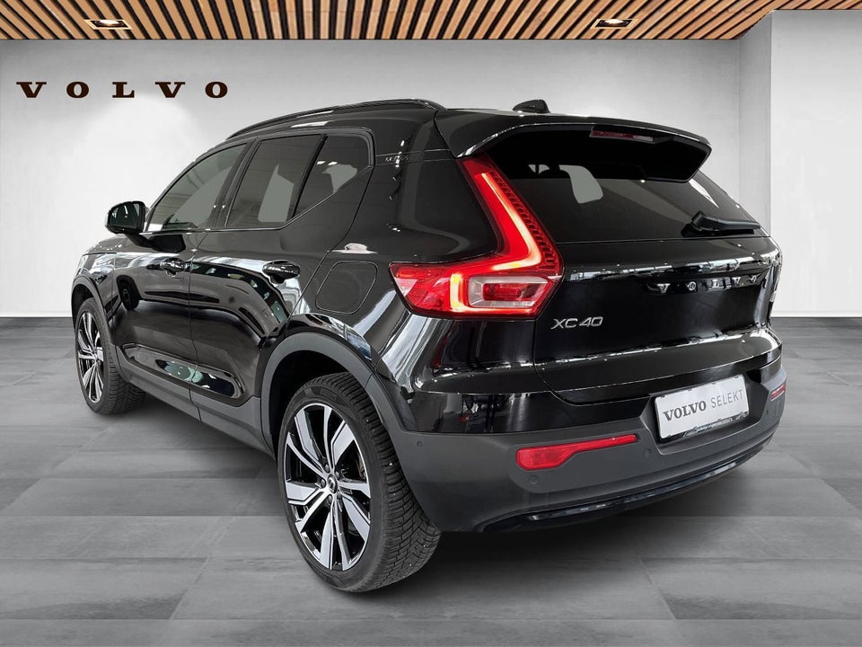 Volvo XC40 P6 ReCharge Pro 5d