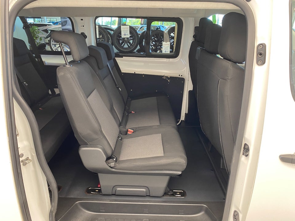 Toyota ProAce Verso 1,5 D 120 Long Combi 9prs 5d