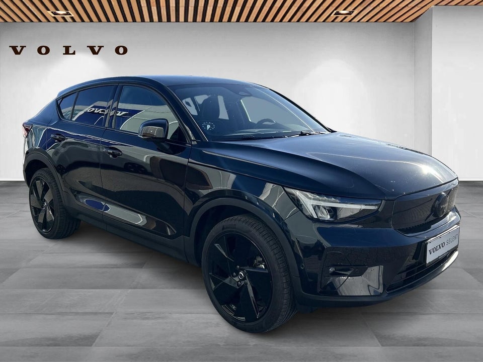 Volvo EC40 Extended Range Black Edition 5d