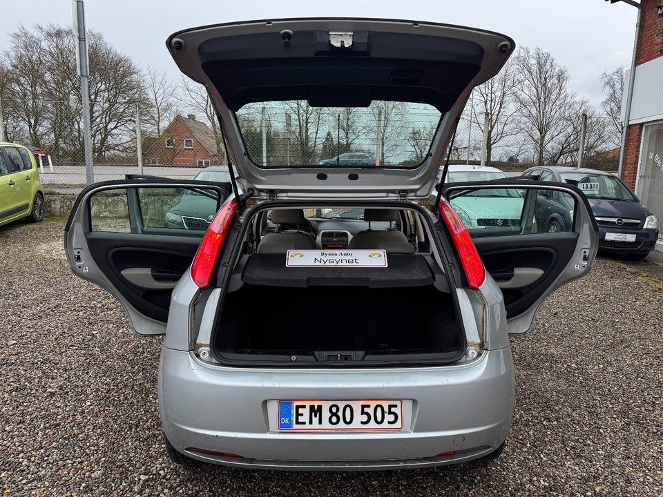 Fiat Grande Punto 1,4 Active 5d