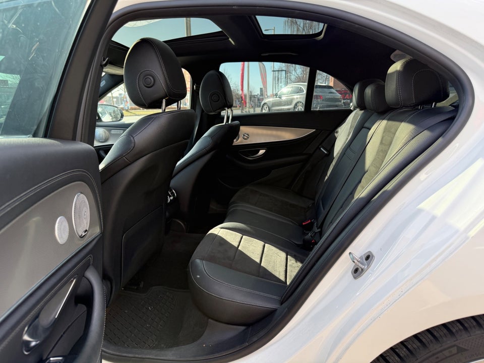 Mercedes E220 d 2,0 AMG Line aut. 4d