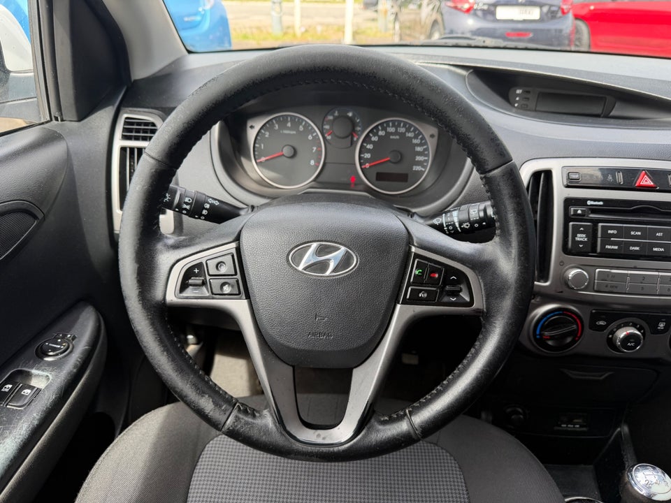 Hyundai i20 1,25 Classic XTR 5d