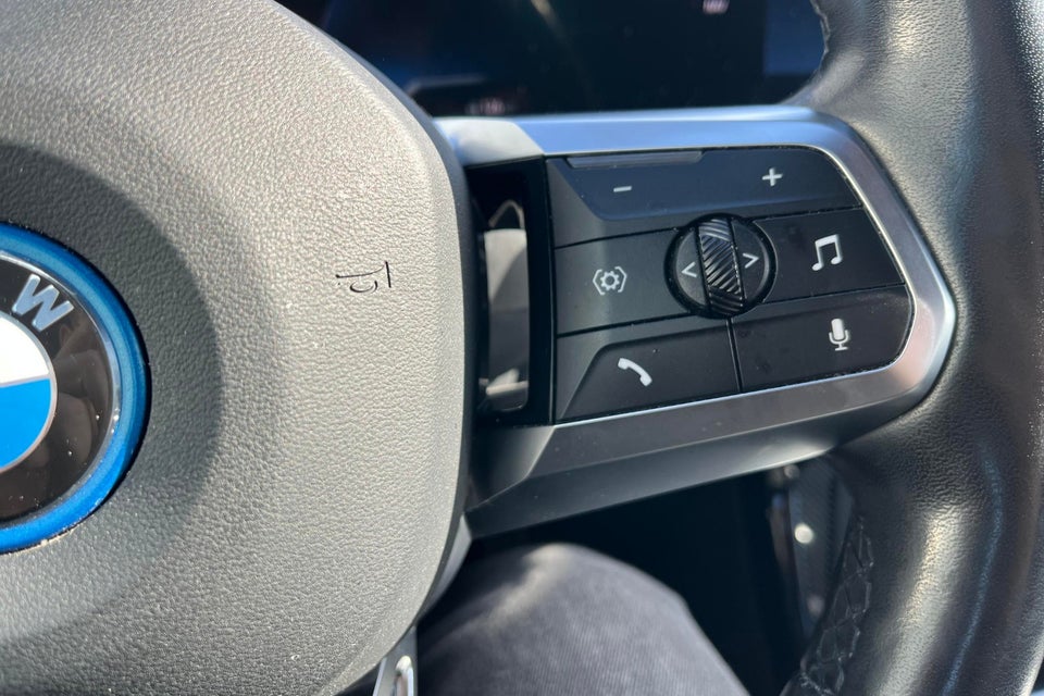 BMW iX1 xDrive30 M-Sport 5d