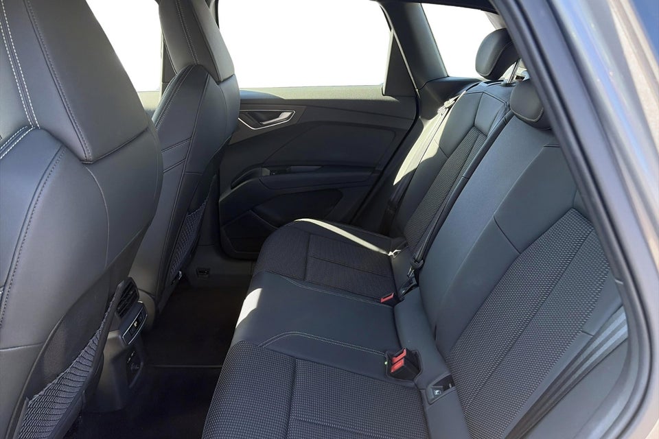 Audi Q4 e-tron 45 Ultra quattro 5d