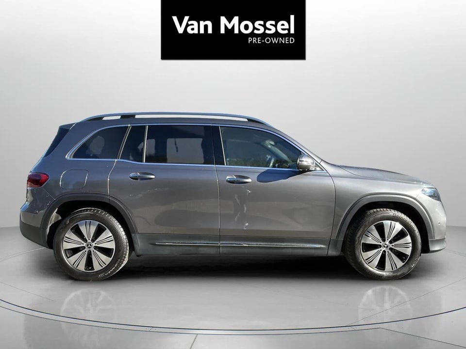 Mercedes EQB300 Progressive Advance Plus 4Matic 5d