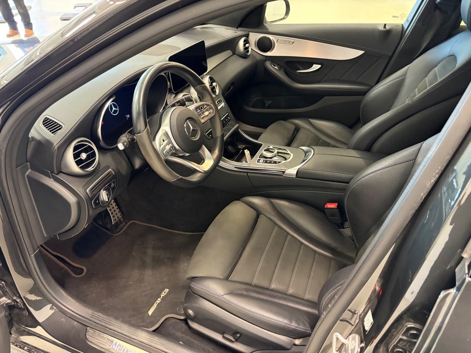 Mercedes C220 d 2,0 AMG Line Night Edition stc. aut. 5d