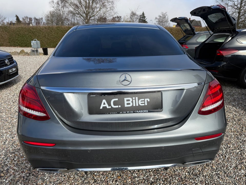 Mercedes E220 d 2,0 AMG Line aut. 4d