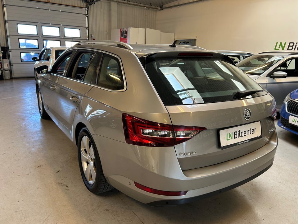 Skoda Superb 1,5 TSi 150 Business Executive Combi DSG 5d