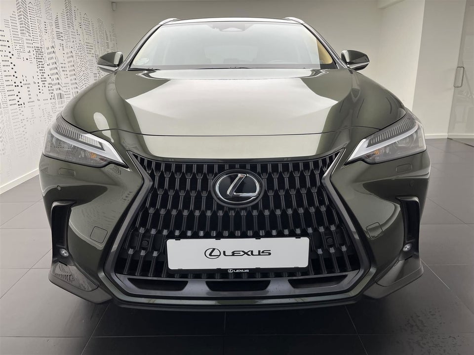 Lexus NX450h+ 2,5 Business+ aut. AWD 5d