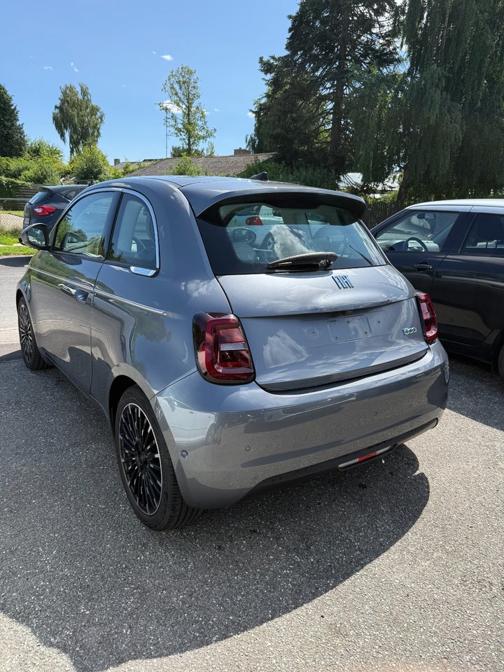 Fiat 500e 42 la Prima 3d
