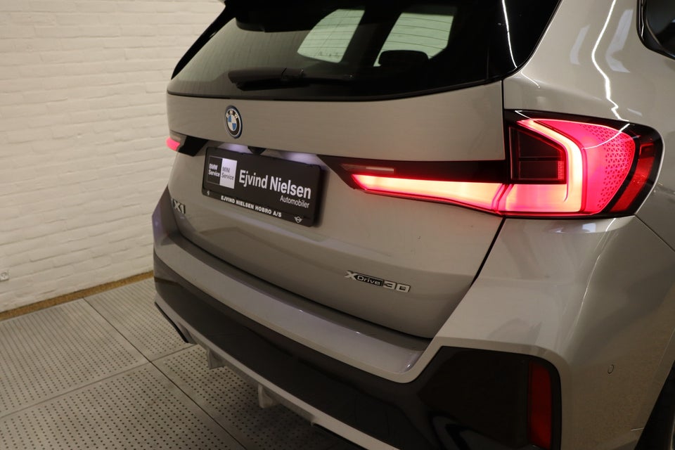 BMW iX1 xDrive30 M-Sport Premium 5d