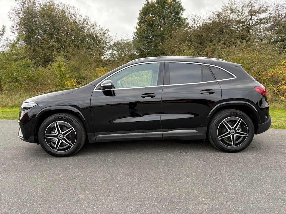 Mercedes EQA350 AMG Line 4Matic 5d