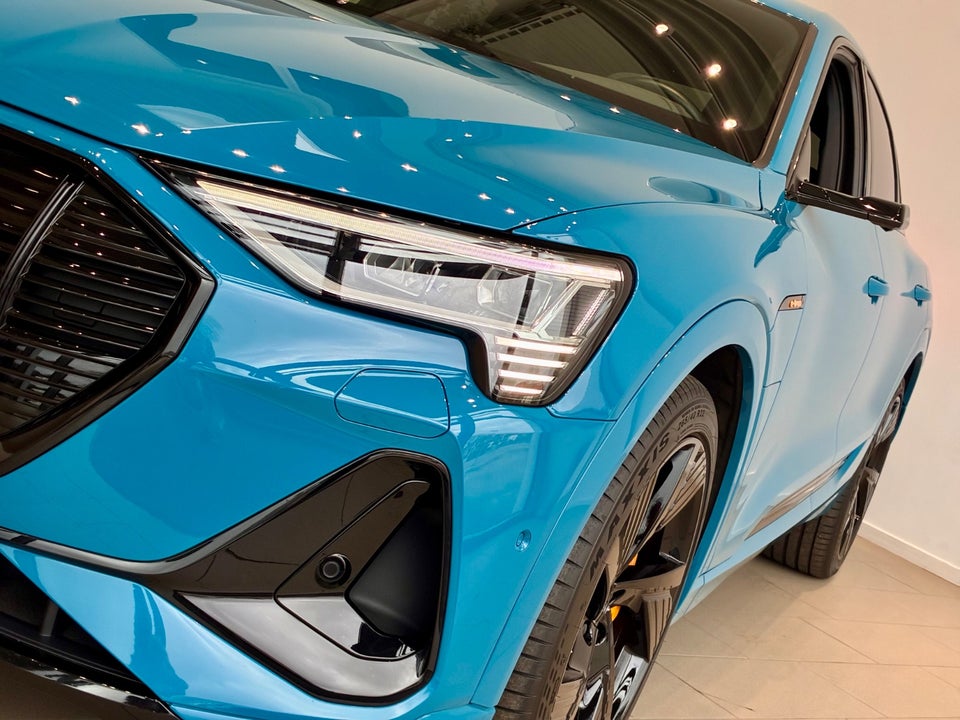 Audi e-tron 55 S-line Sportback quattro 5d