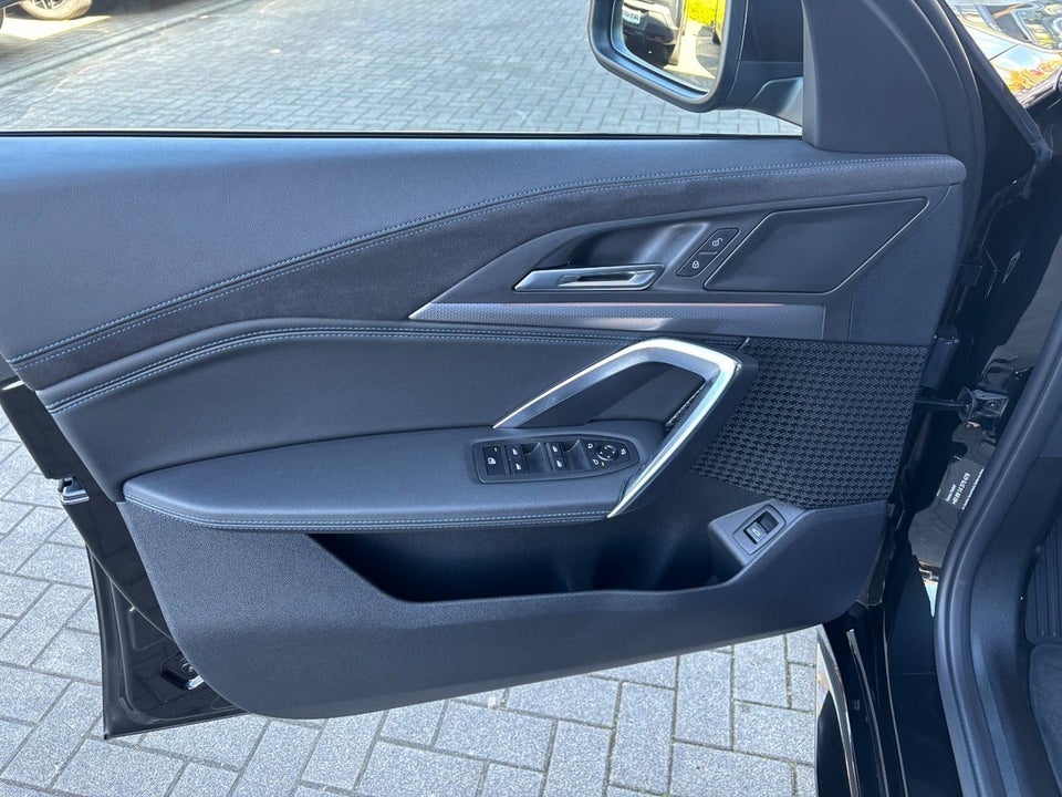 BMW iX2 eDrive20 M-Sport Premium 5d