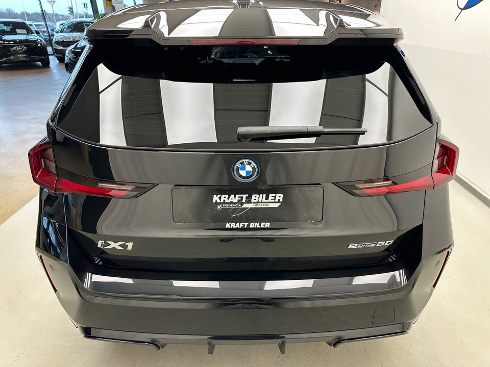 BMW iX1 eDrive20 M-Sport Pro 5d