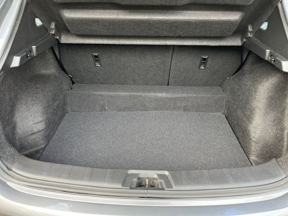 Nissan Qashqai 1,3 Dig-T 140 Visia 5d
