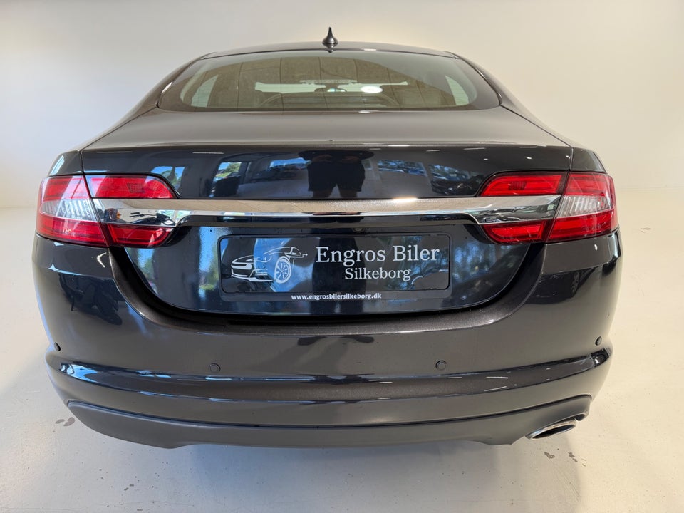 Jaguar XF 2,2 D 163 Luxury aut. 4d