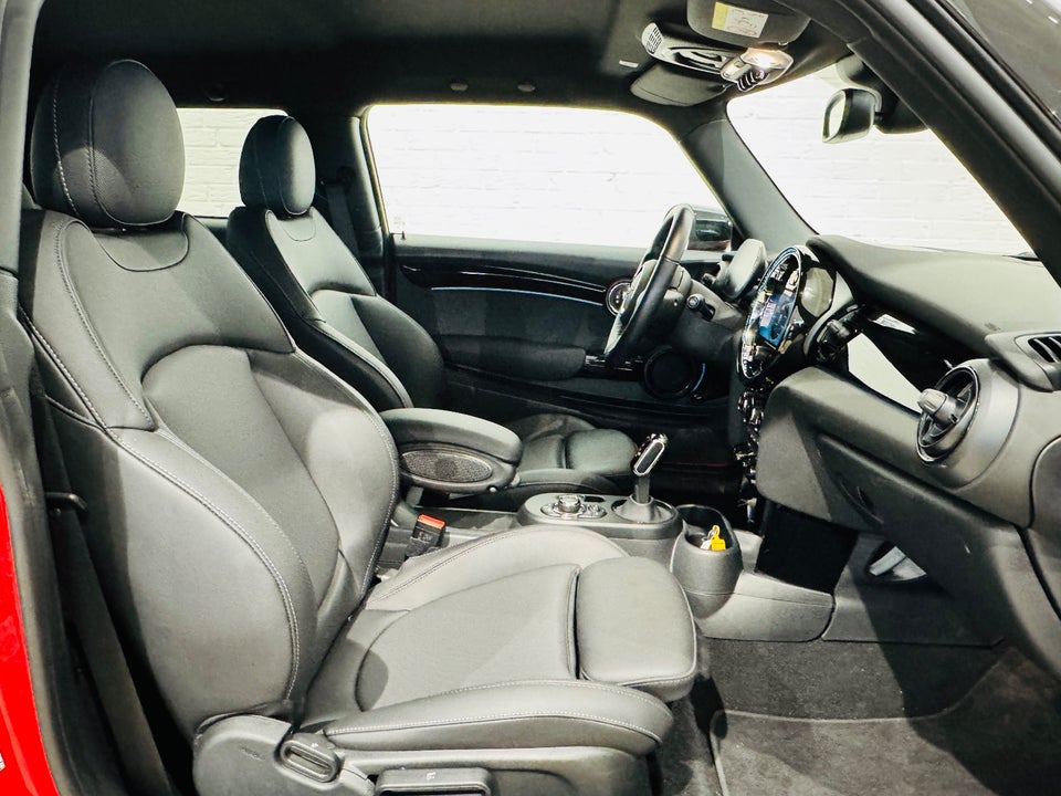 MINI Cooper SE Classic Trim 3d