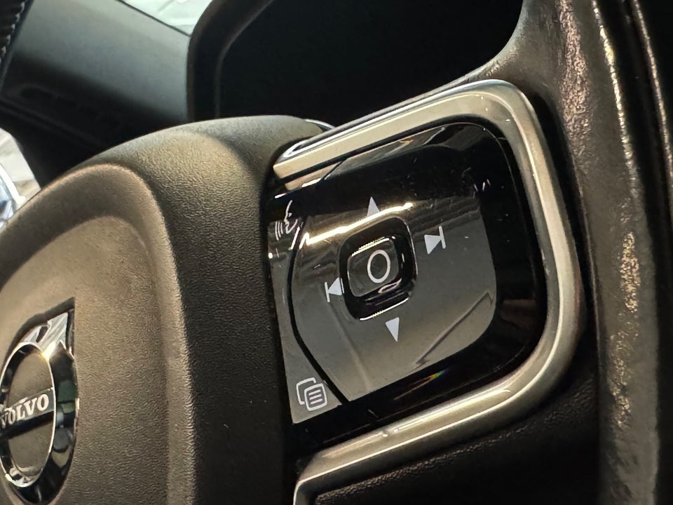 Volvo V90 2,0 T5 254 Momentum aut. 5d