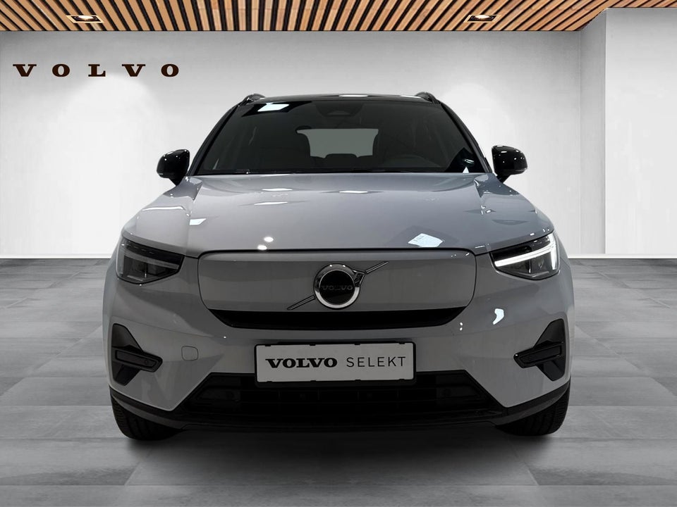 Volvo XC40 ReCharge Extended Range Plus 5d