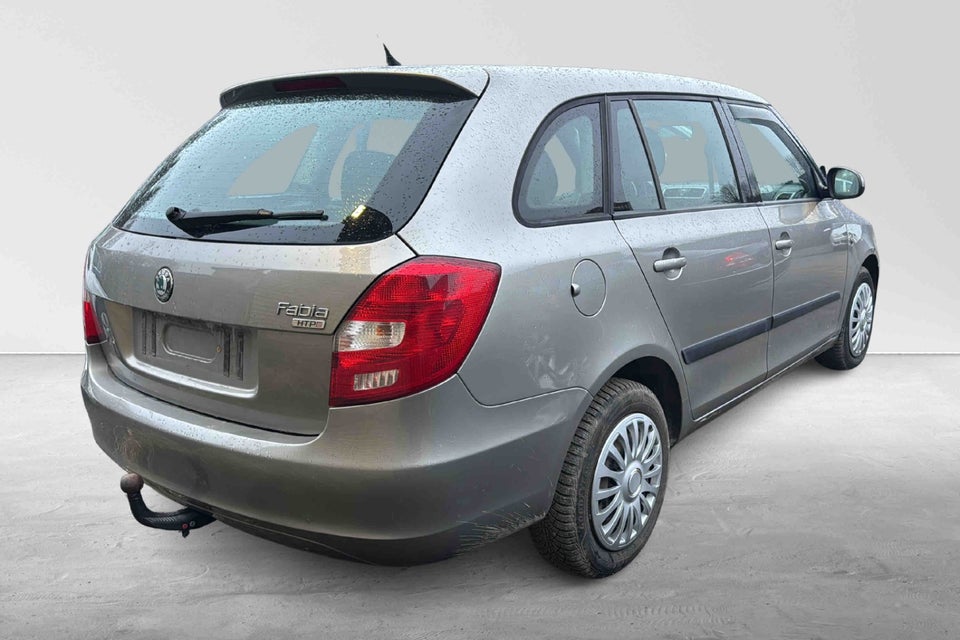 Skoda Fabia 1,2 12V Elegance Combi 5d