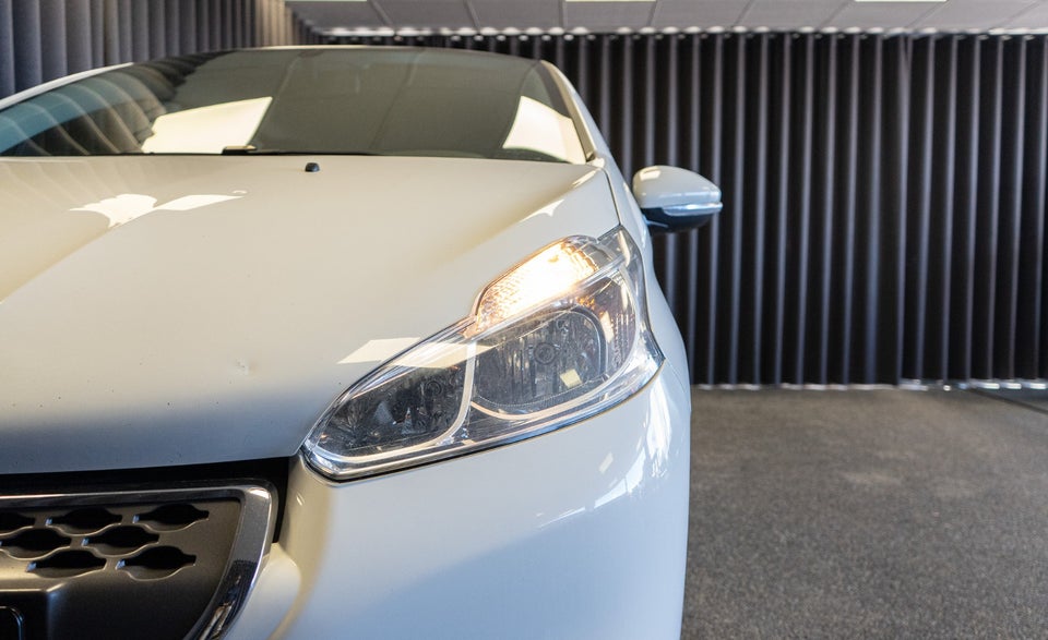 Peugeot 208 1,4 e-HDi 68 Active ESG 5d