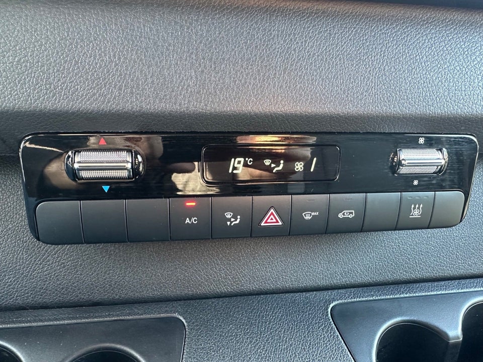 Mercedes Sprinter 215 2,0 CDi A2 Kassevogn aut. FWD