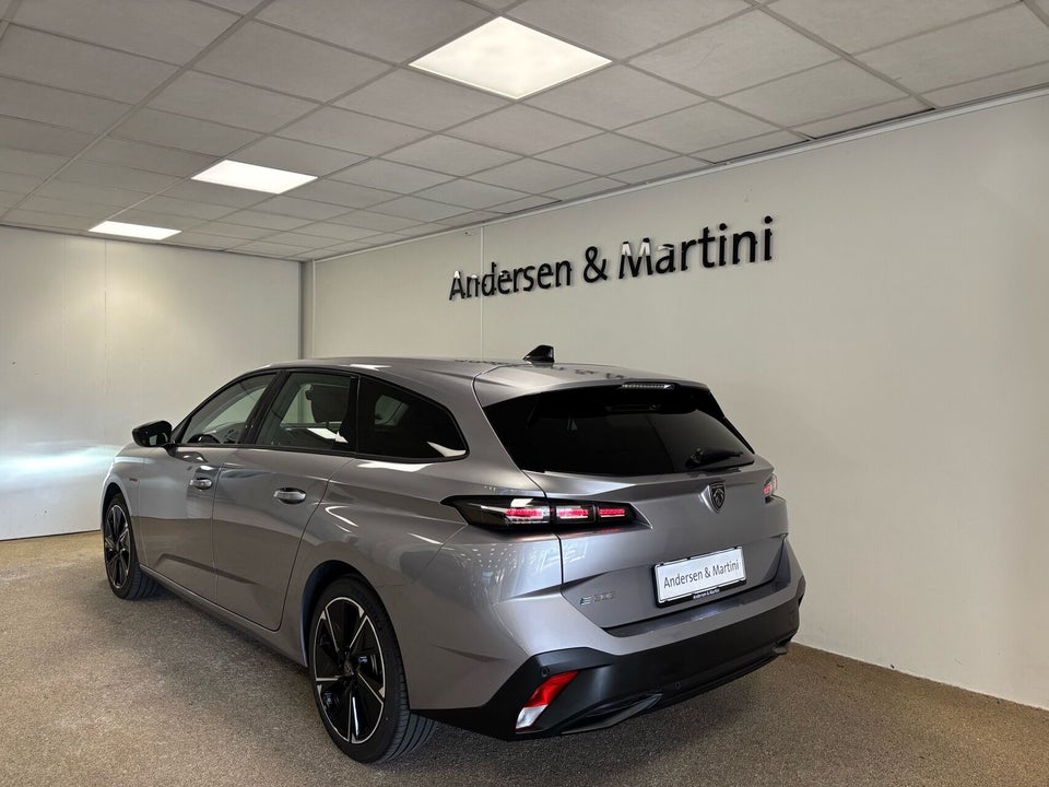 Peugeot e-308 54 Style SW 5d