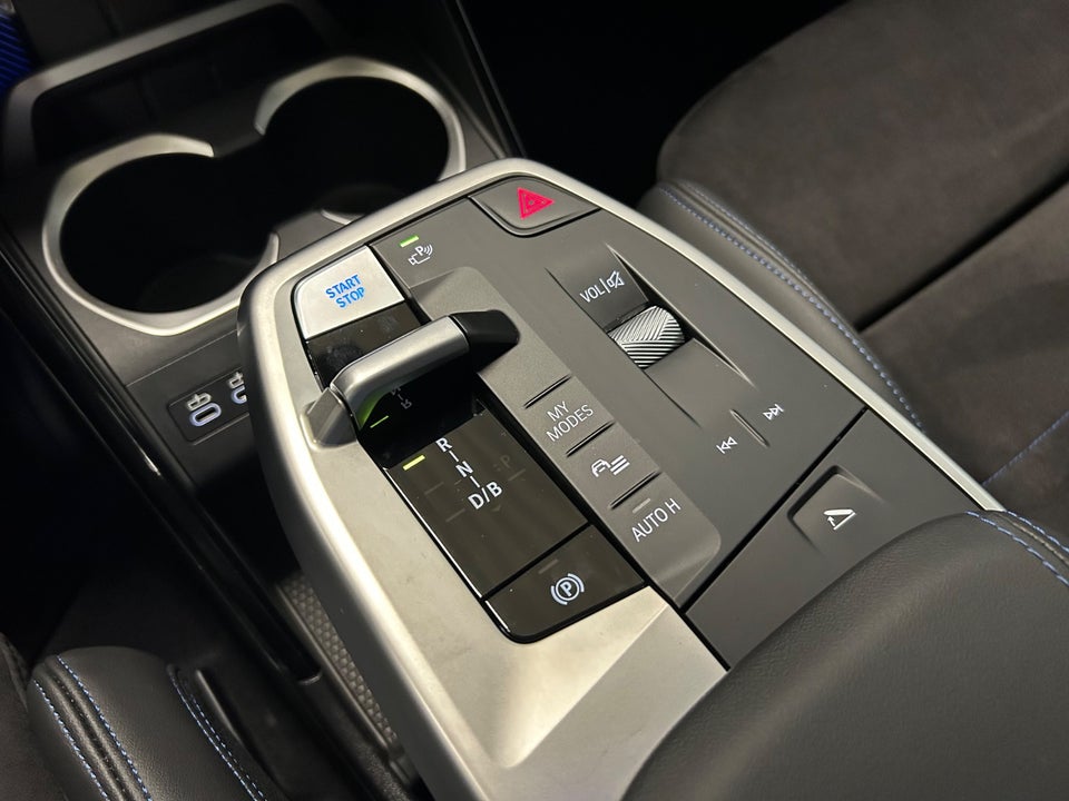 BMW iX1 xDrive30 Fully Charged 5d