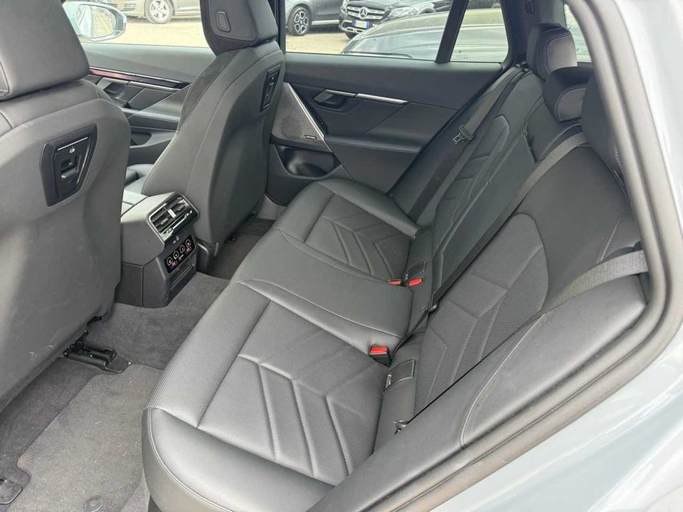 BMW i5 eDrive40 Touring Supercharged 5d