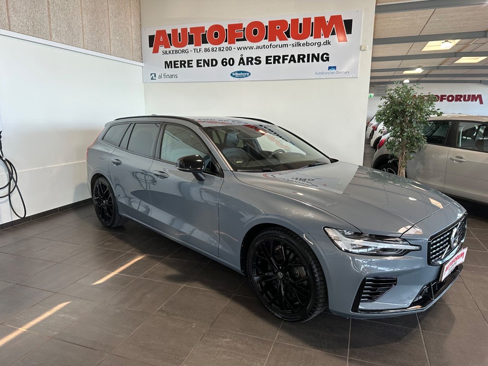 Volvo V60 2,0 T6 ReCharge R-Design aut. AWD 5d
