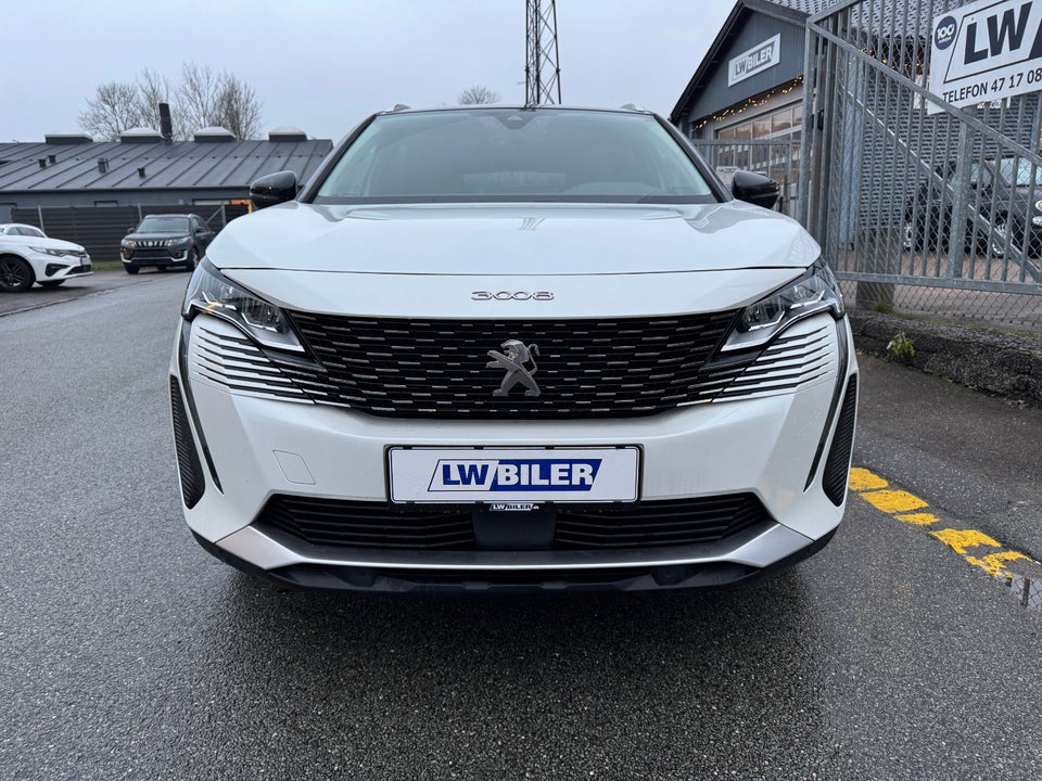 Peugeot 3008 1,6 Hybrid First Selection EAT8 5d