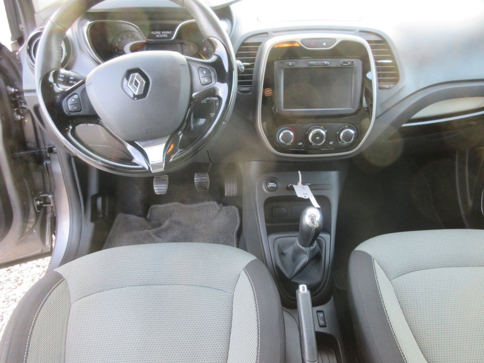 Renault Captur 0,9 TCe 90 Expression 5d