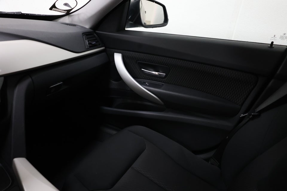 BMW 320d 2,0 Gran Turismo aut. 5d