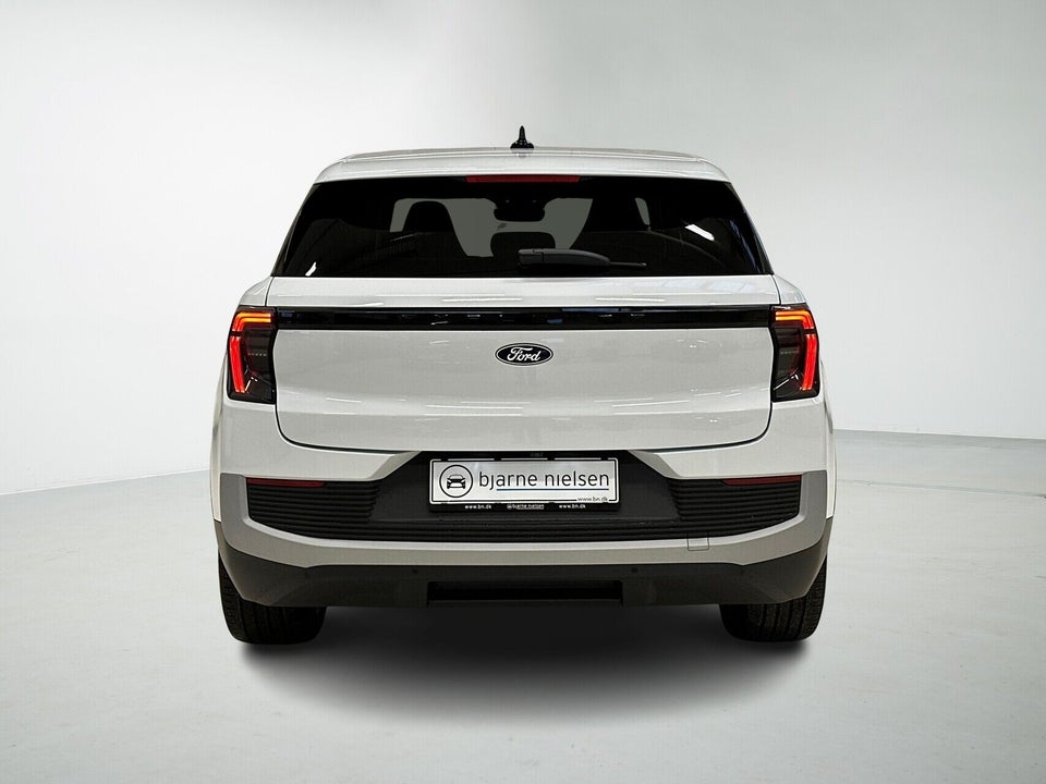 Ford Explorer 82 Premium Extended Range 5d