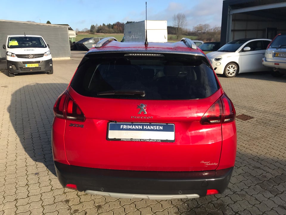 Peugeot 2008 1,2 PureTech 110 Allure+ 5d