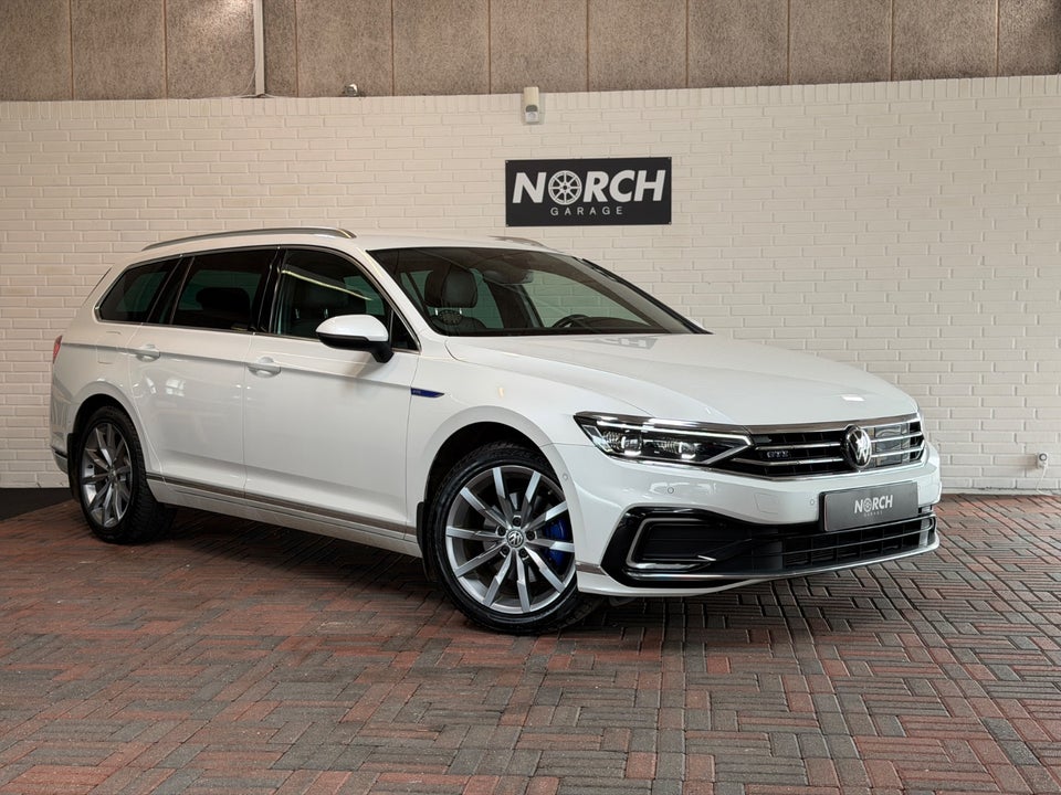 VW Passat 1,4 GTE DSG 4d