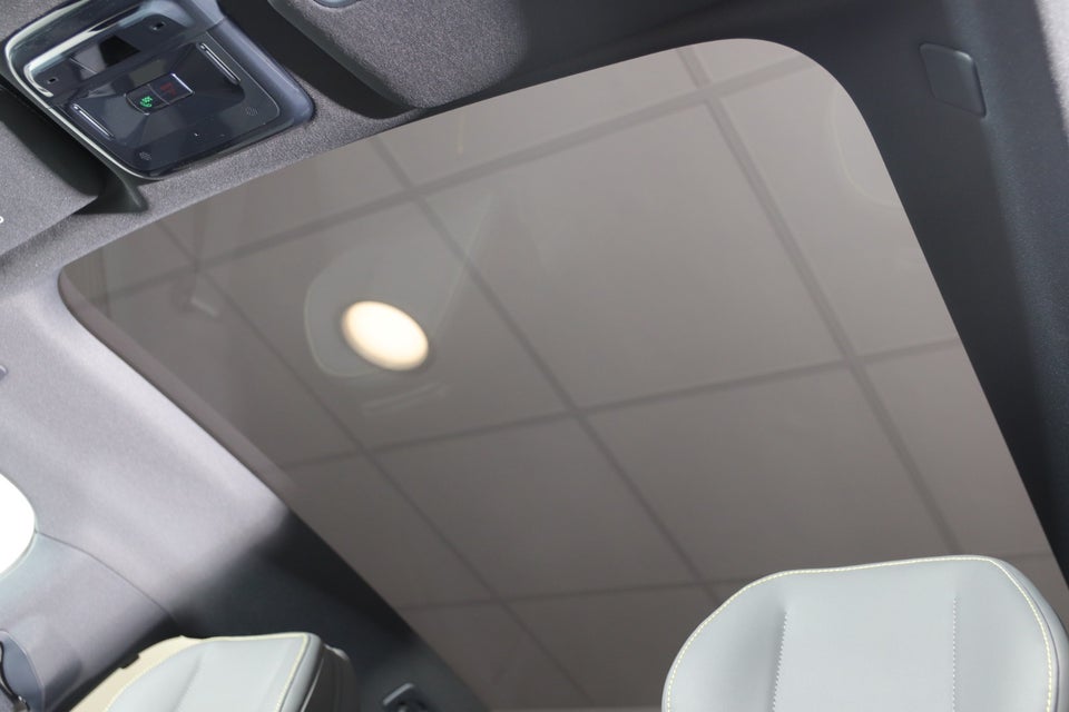 Lynk & Co 02 More 5d