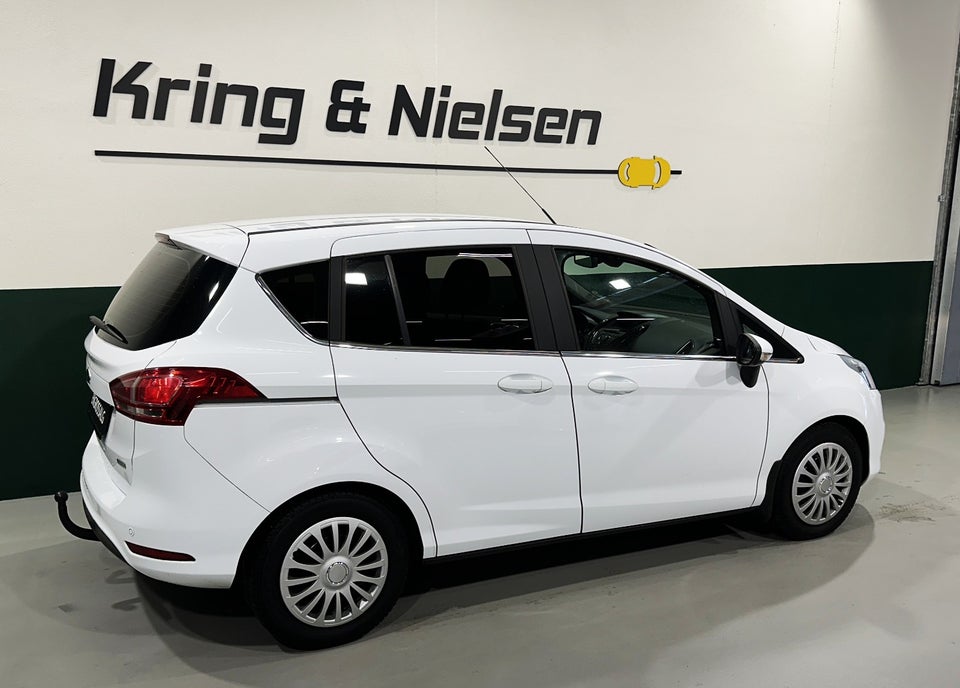 Ford B-MAX 1,0 SCTi 100 Titanium 5d