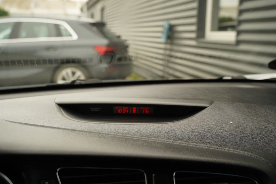 Kia Ceed 1,6 CRDi 128 World Cup SW 5d
