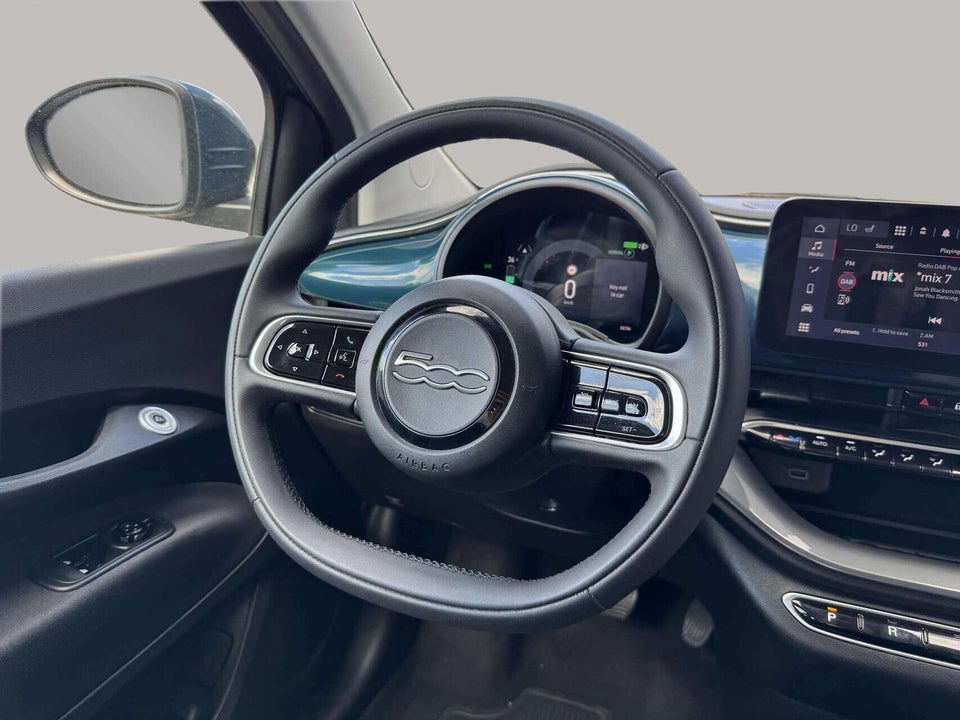 Fiat 500e 42 Icon 3d